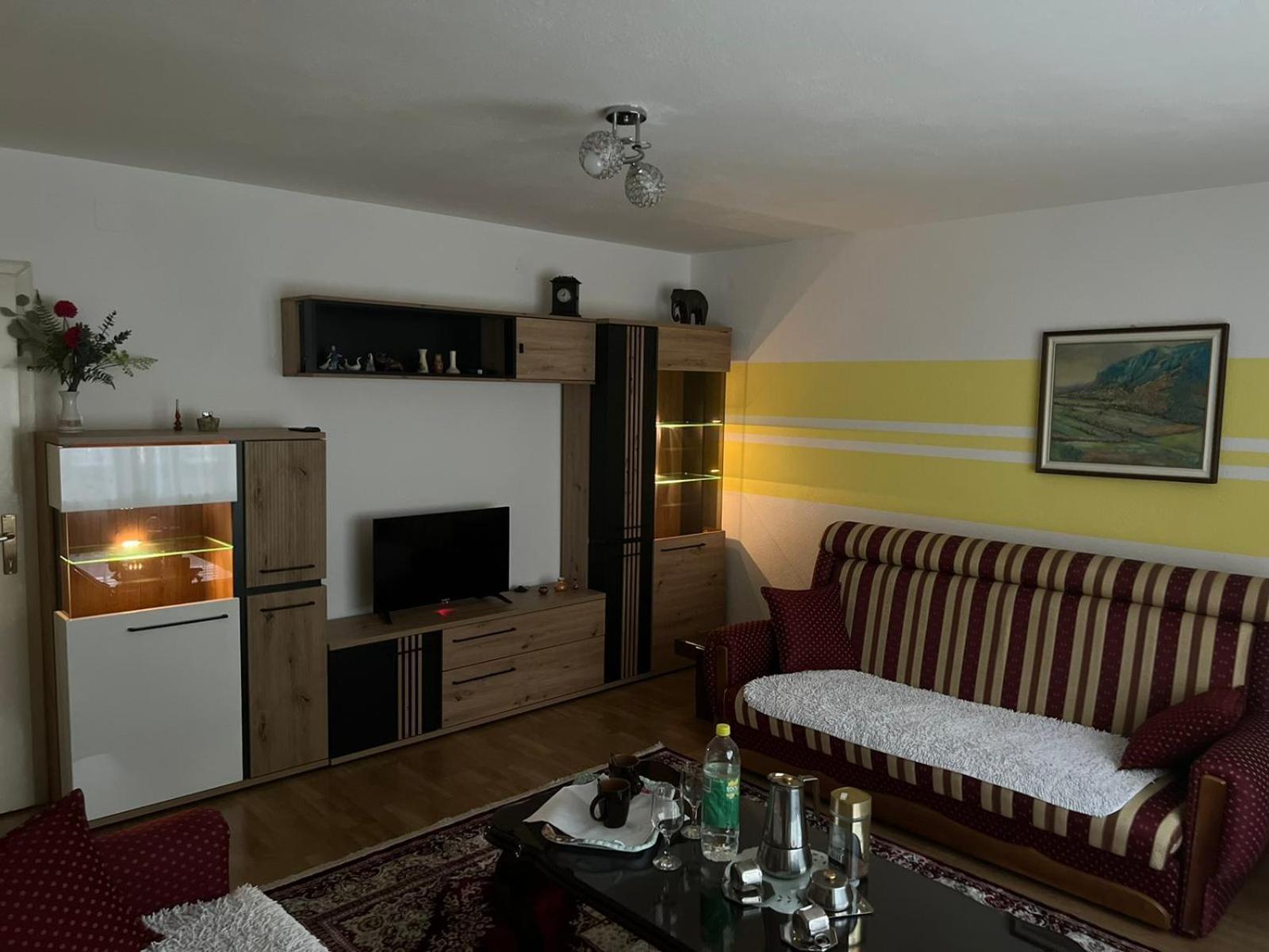 Apartman Kod Ismete Bihać Dış mekan fotoğraf